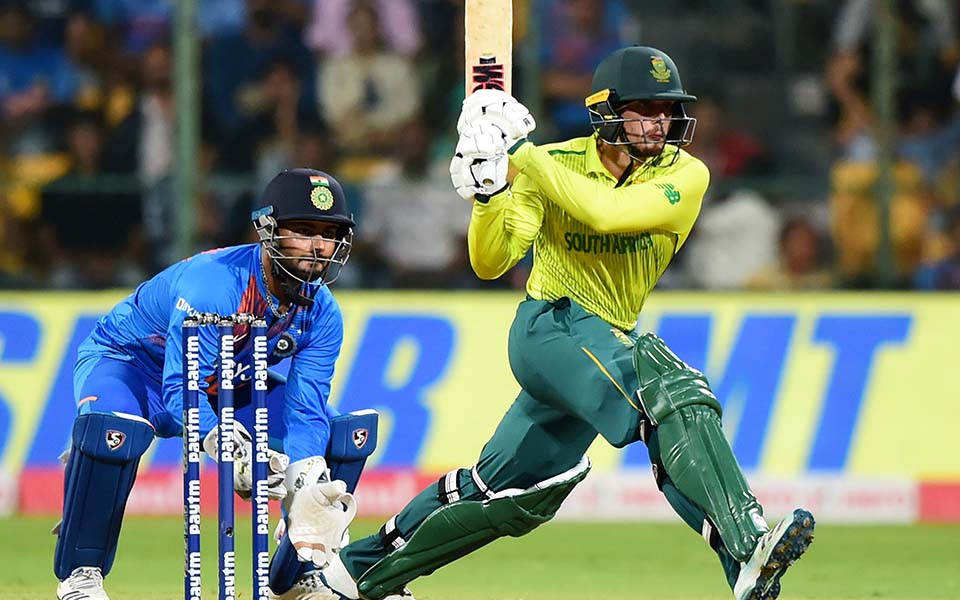 South Africa beat India by nine wickets as three-match T20 series ends in 1-1 draw